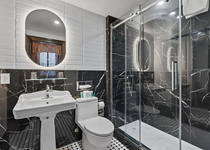 Le Clos Saint-Louis - Par Aneyro Quebec City